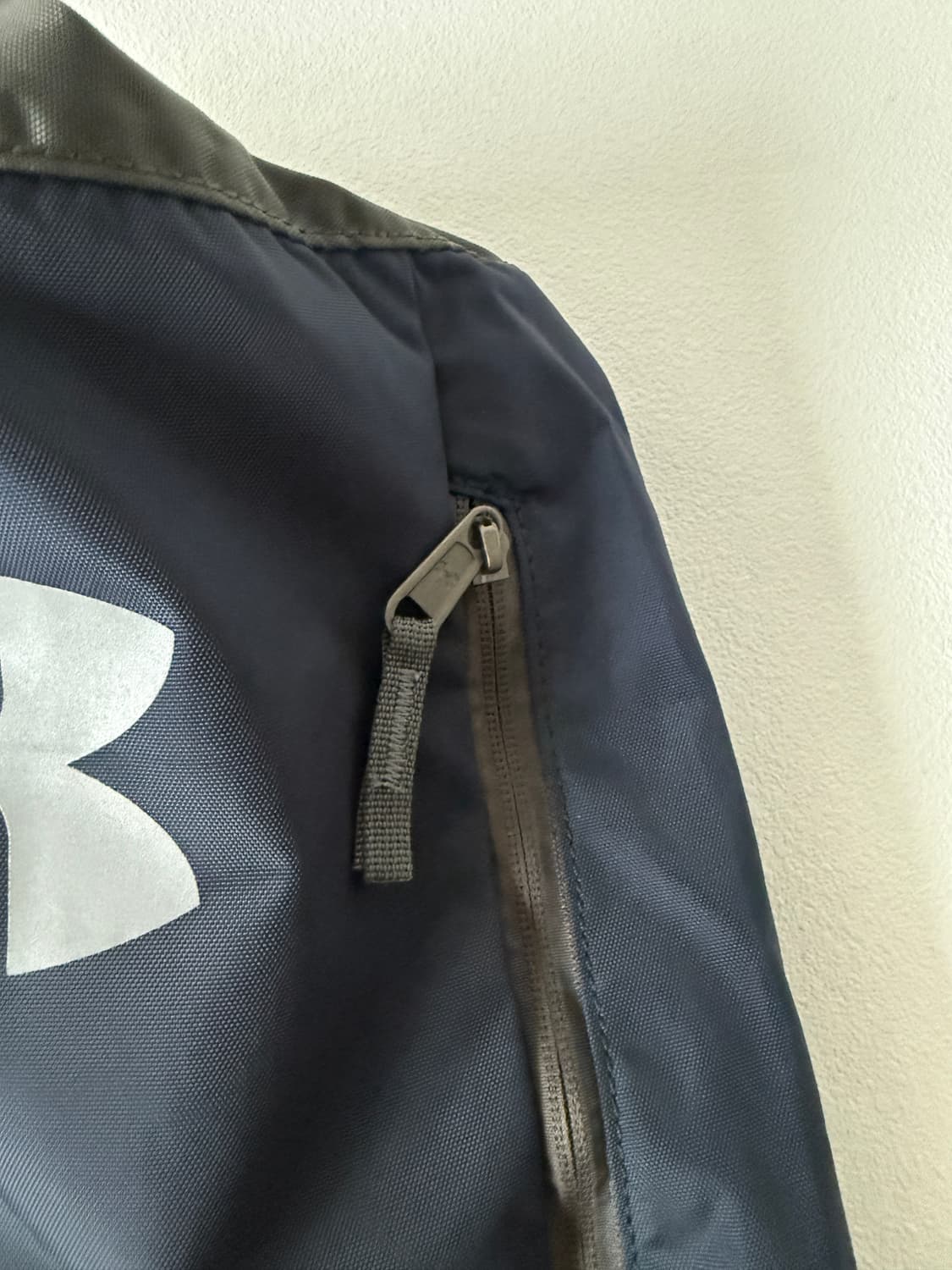 언더아머(Underarmour) 경량 백팩 상품이미지3