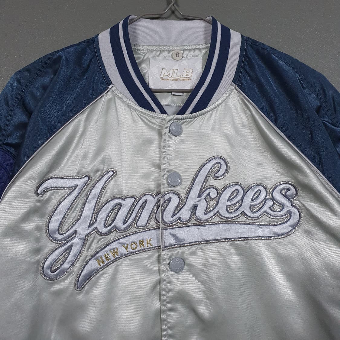 [L] MLB 00s 대장급 희귀 뉴욕 양키즈 바시티 새틴 스타디움 자켓 상품이미지2