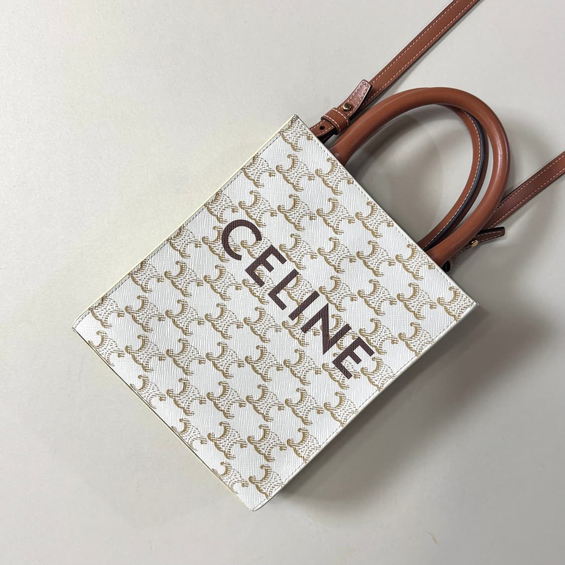 [백화점판/당일출고]셀린느 트리오페 미니 카바스백 / 크로스백 상품이미지2