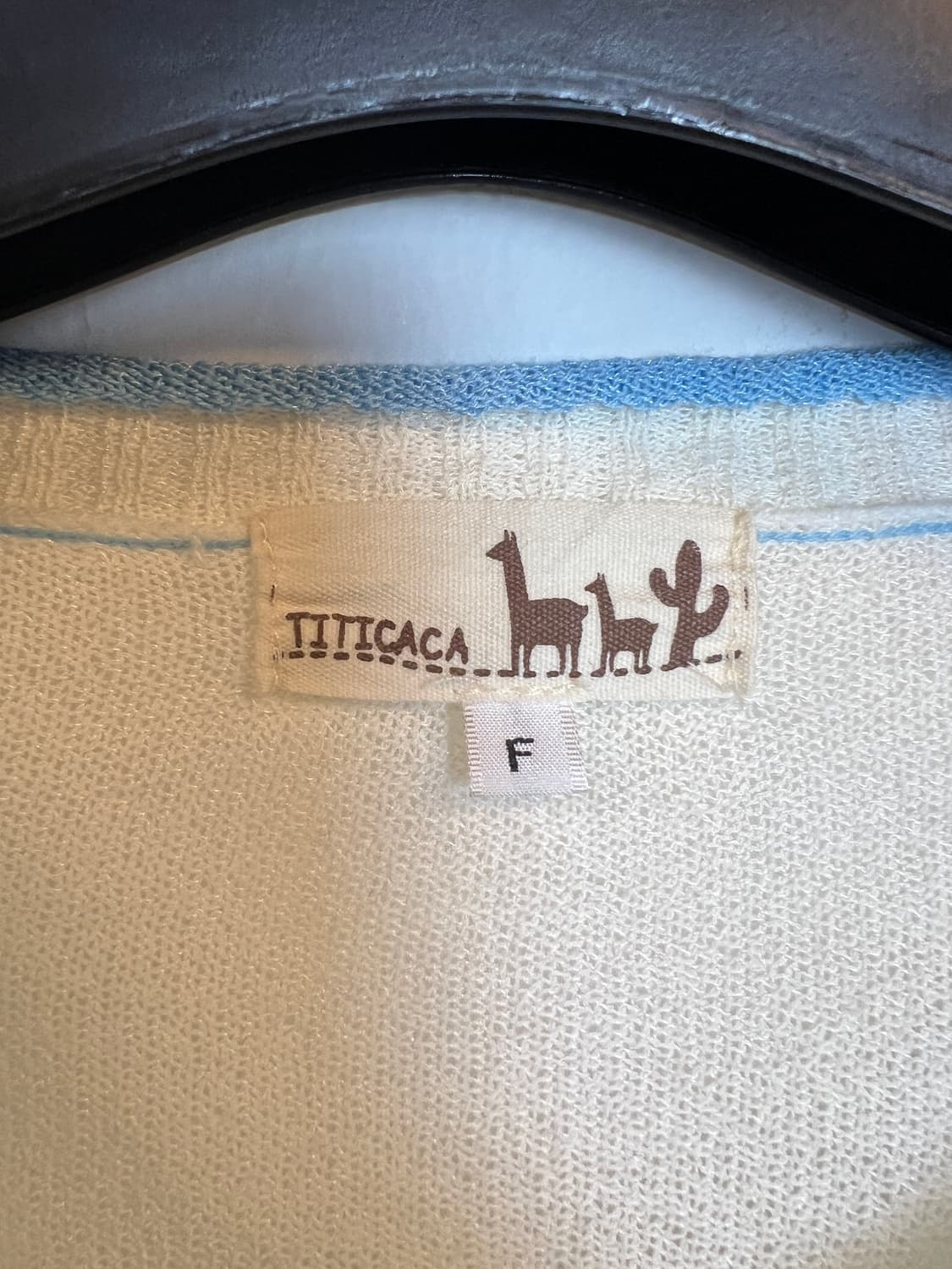 O111 TITICACA 아이보리 블루포인트 가디건 F 상품이미지3