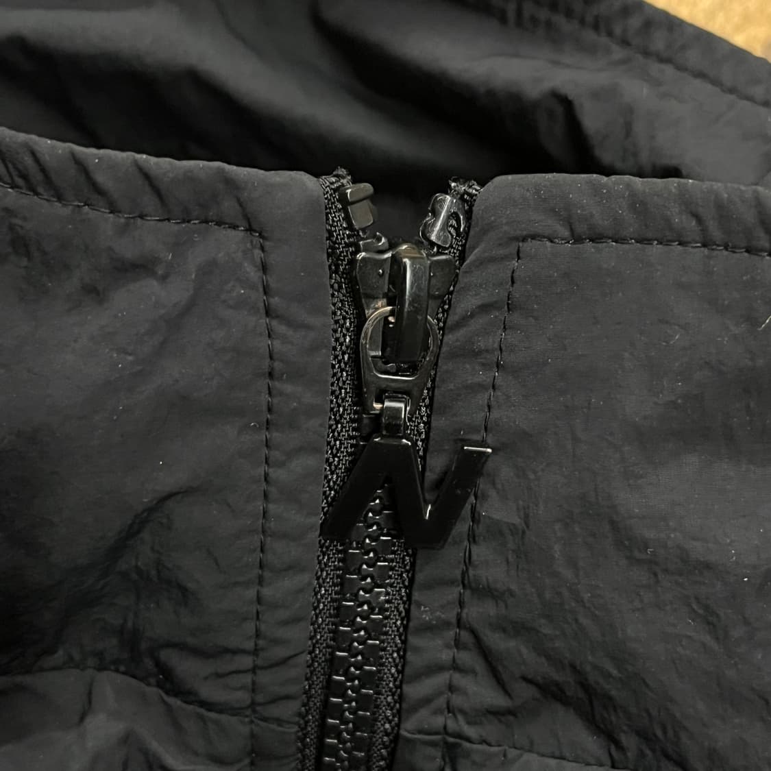 [정품/S] 뉴발란스 블랙 화이트 바람막이 자켓 b8 상품이미지7