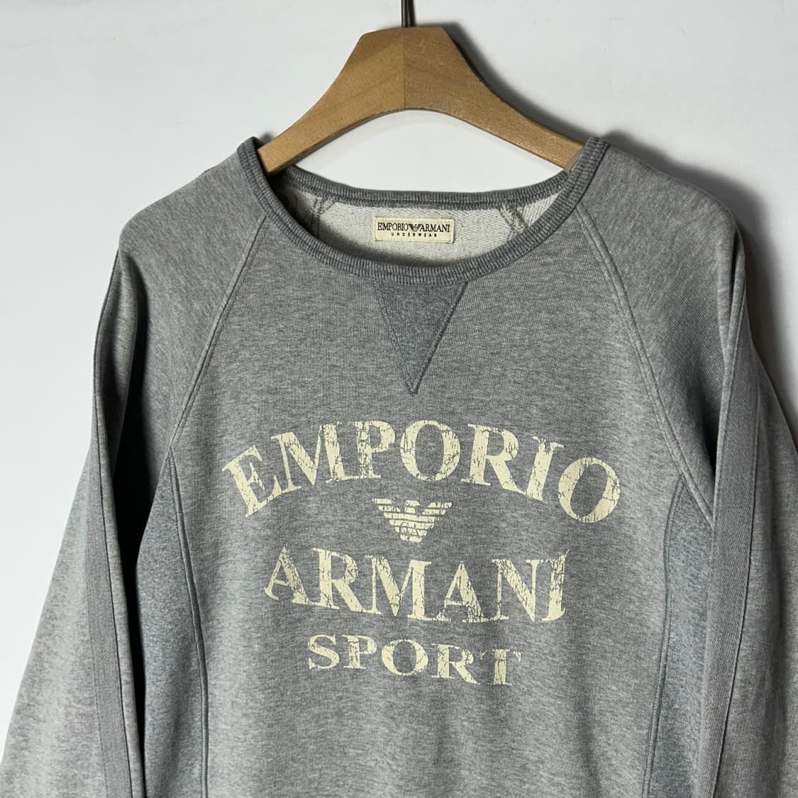 [Emporio Armani] 엠포리오 아르마니 스포츠 로고 맨투맨 상품이미지3