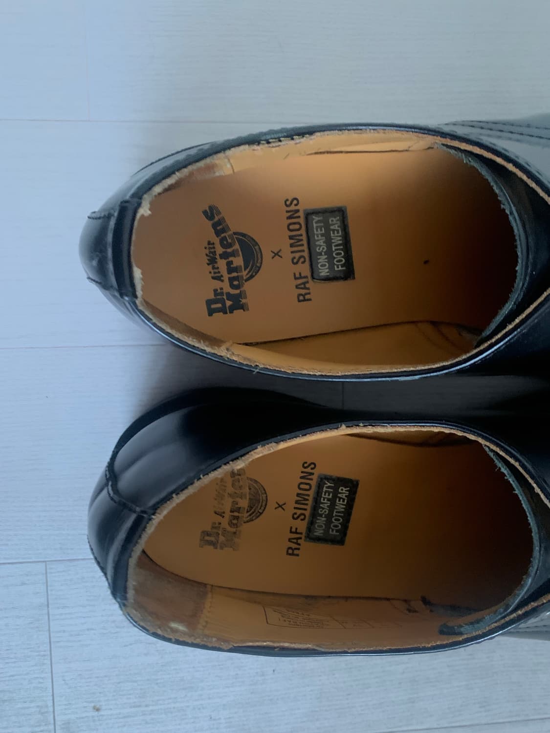 닥터마틴 x 라프시몬스 블랙 더비 슈즈 상품이미지4