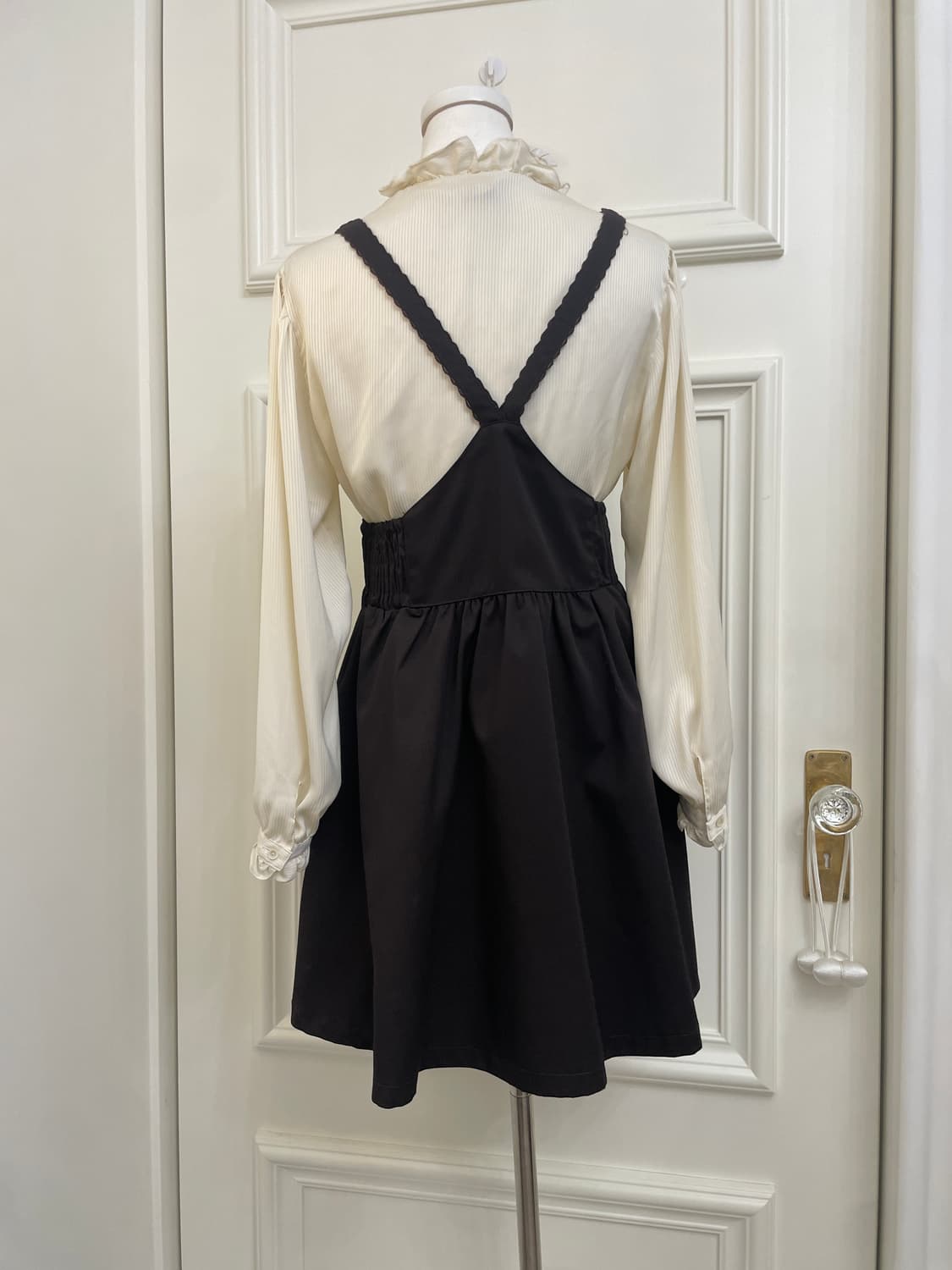 brown gold button bow point midi opc&bei 상품이미지3