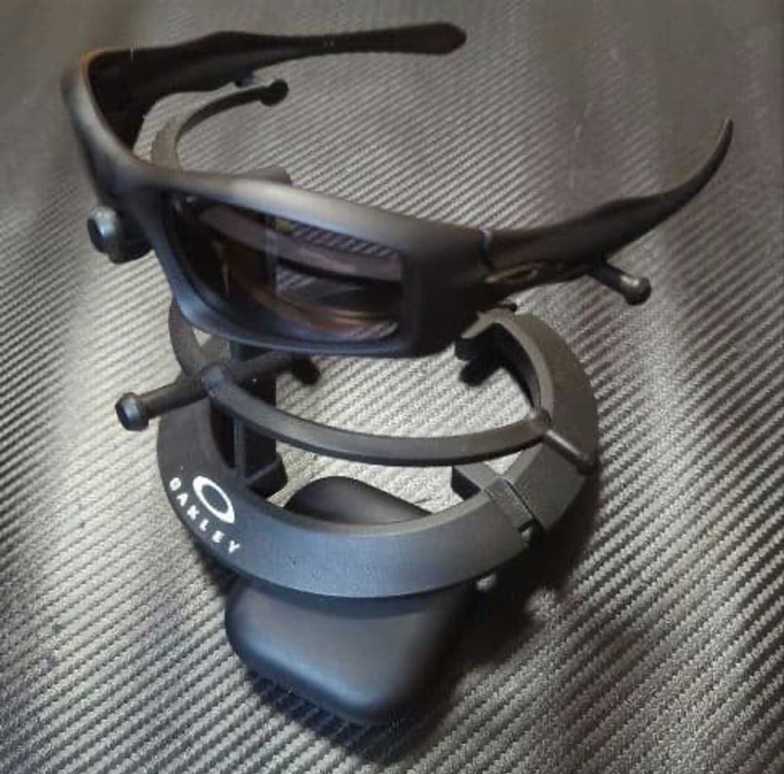 오클리 몬스터팝 매트블랙/다크그레이 상품이미지3