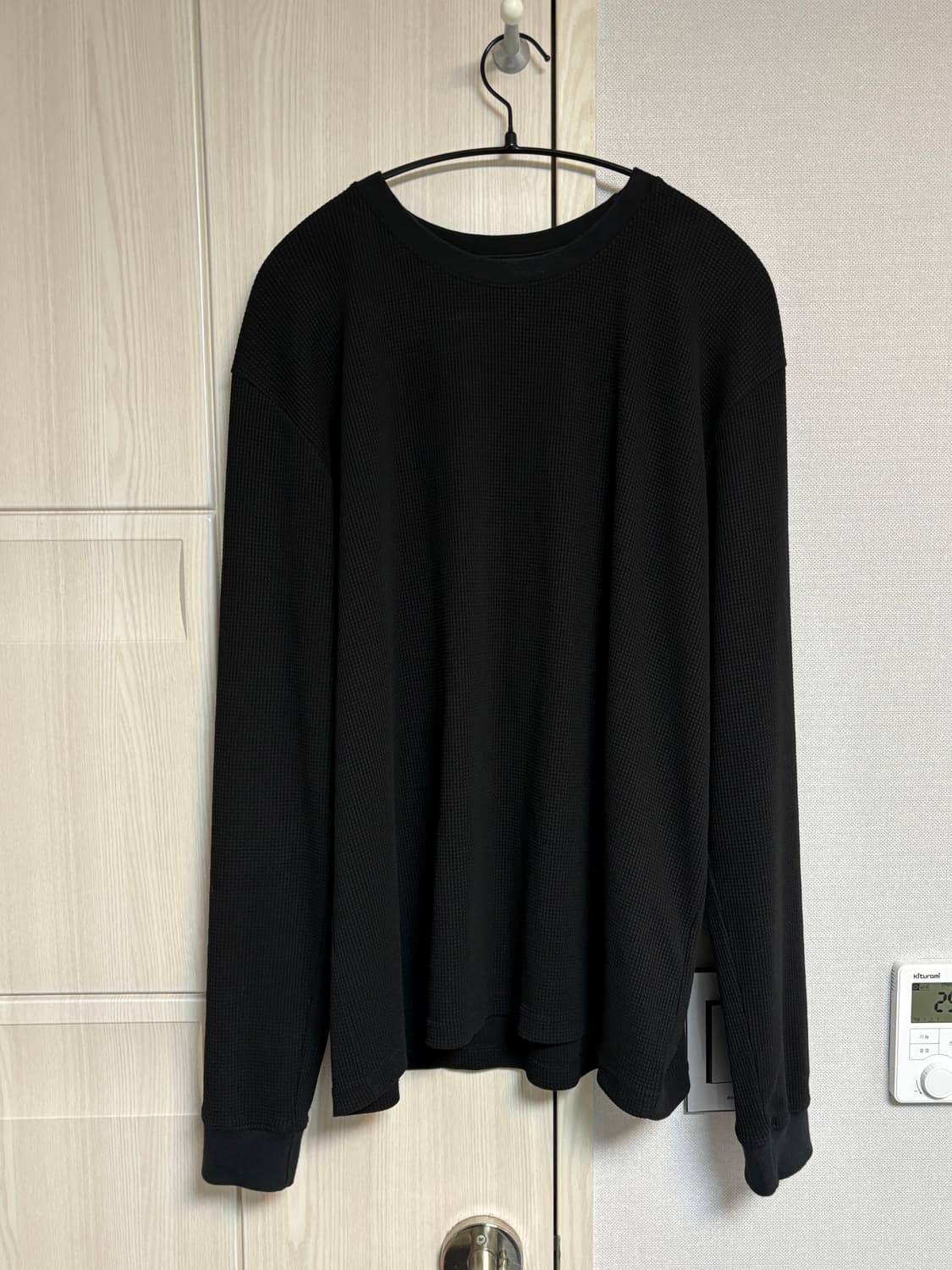 90s Thermal Raven Black Soft Shirts 상품이미지1