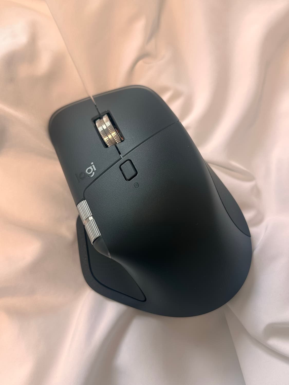 로지텍 mx master 4 상품이미지4