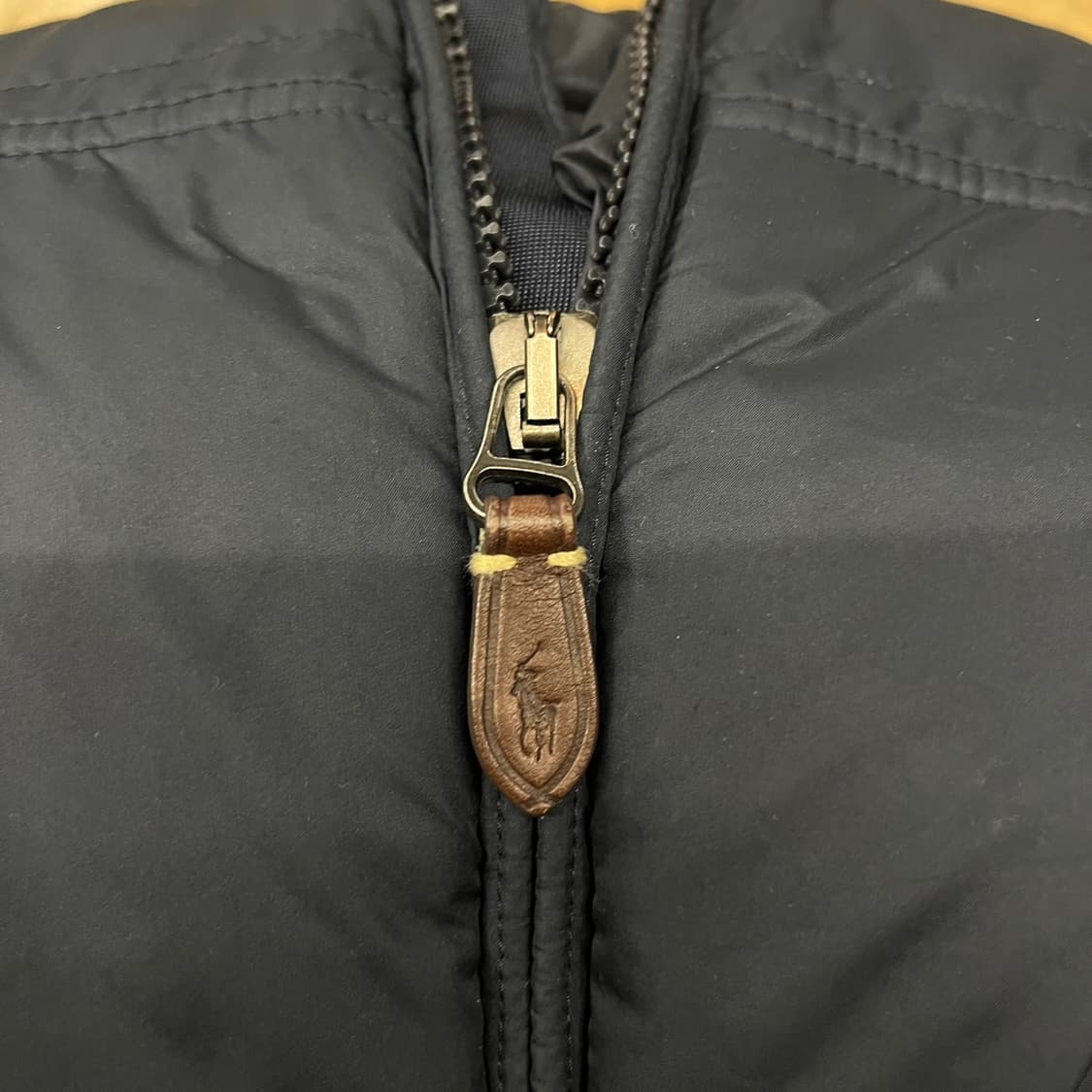 폴로 랄프로렌 영국 그레이트브리튼 네이비 레드 숏패딩 상품이미지7