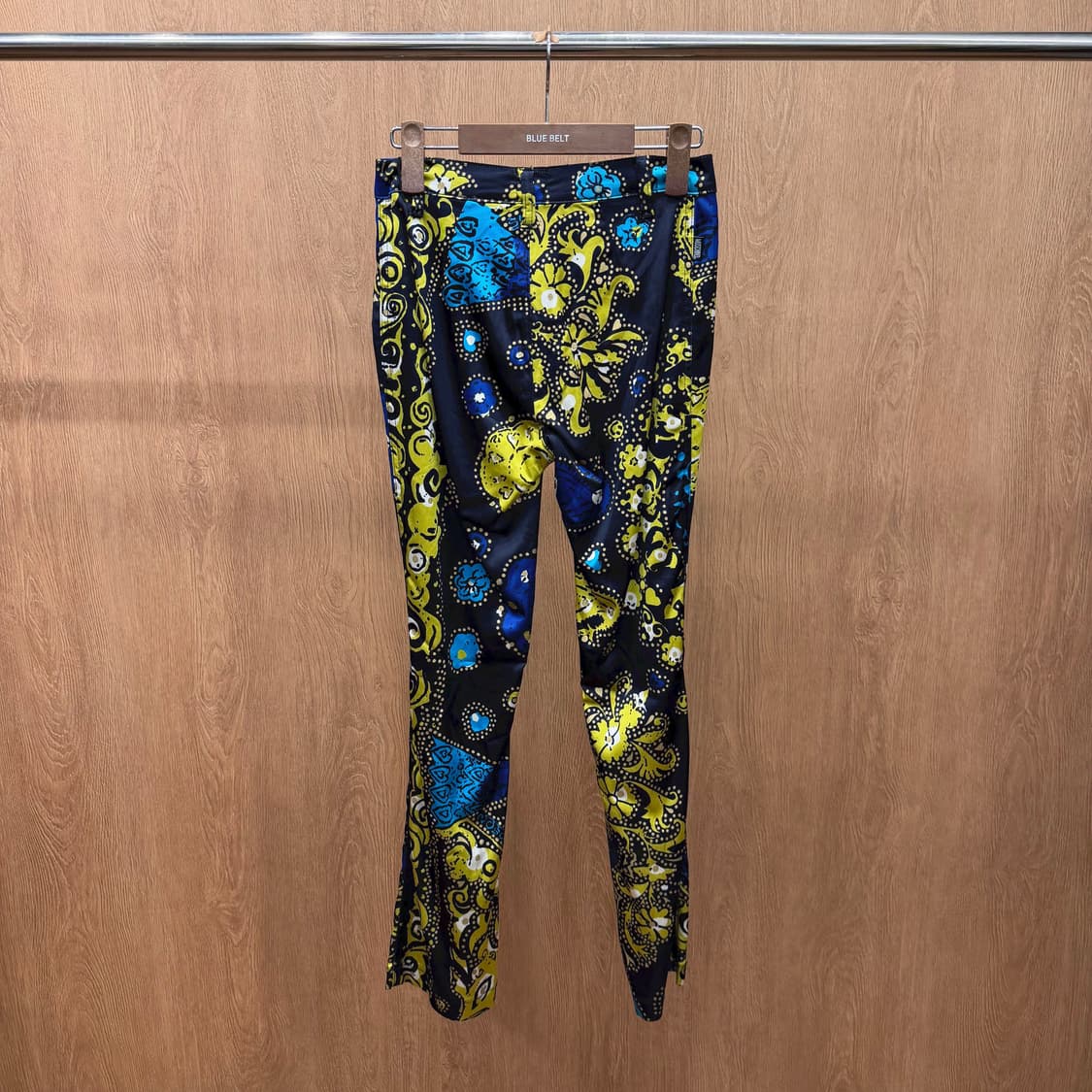 모스키노 진스 슬림 팬츠 아트워크 페이즐리 도트 믹스 패턴 디테일 블랙 상품이미지3