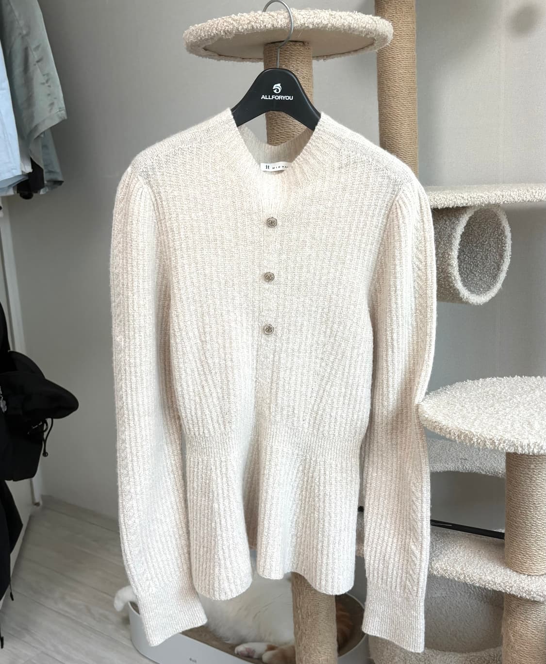 잇 미샤 니트 스웨터 상품이미지1