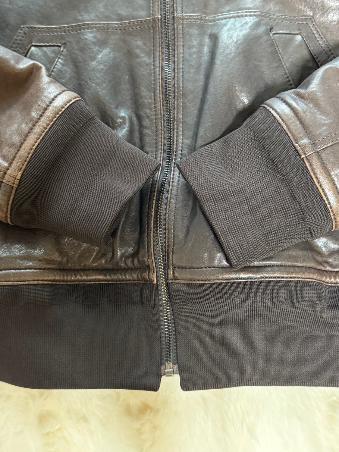 CP컴퍼니 고글 램스킨 레더 자켓 상품이미지9