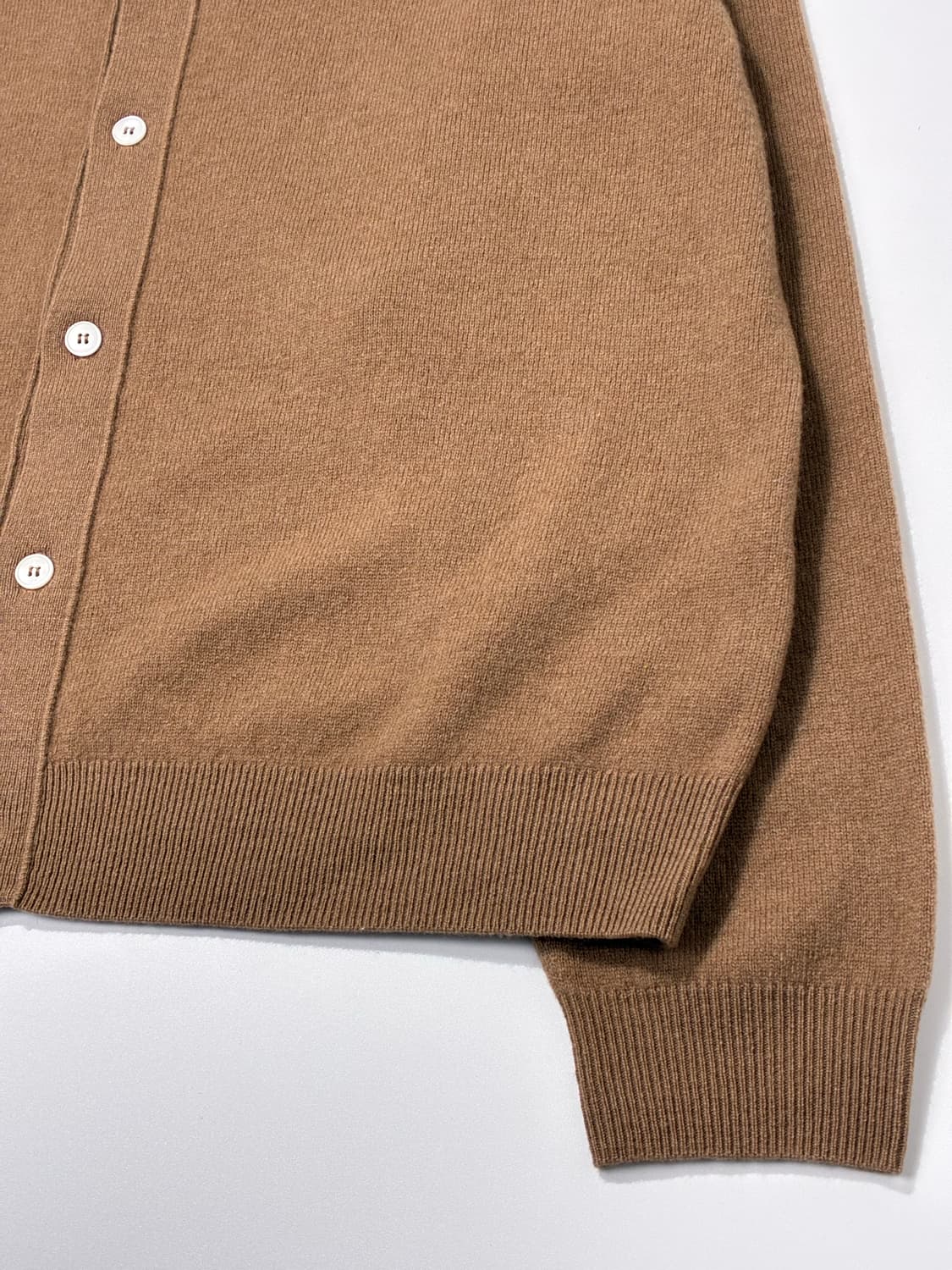 DANTON 단톤 램스울 브이넥 가디건 CAFE컬러 38사이즈 상품이미지3