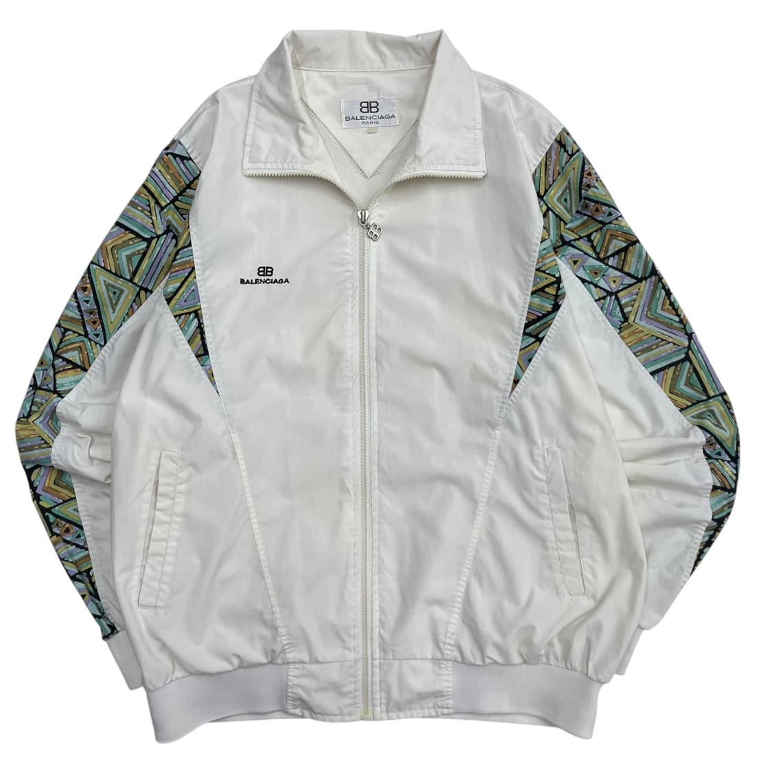 발렌시아가 화이트 바람막이 상품이미지3