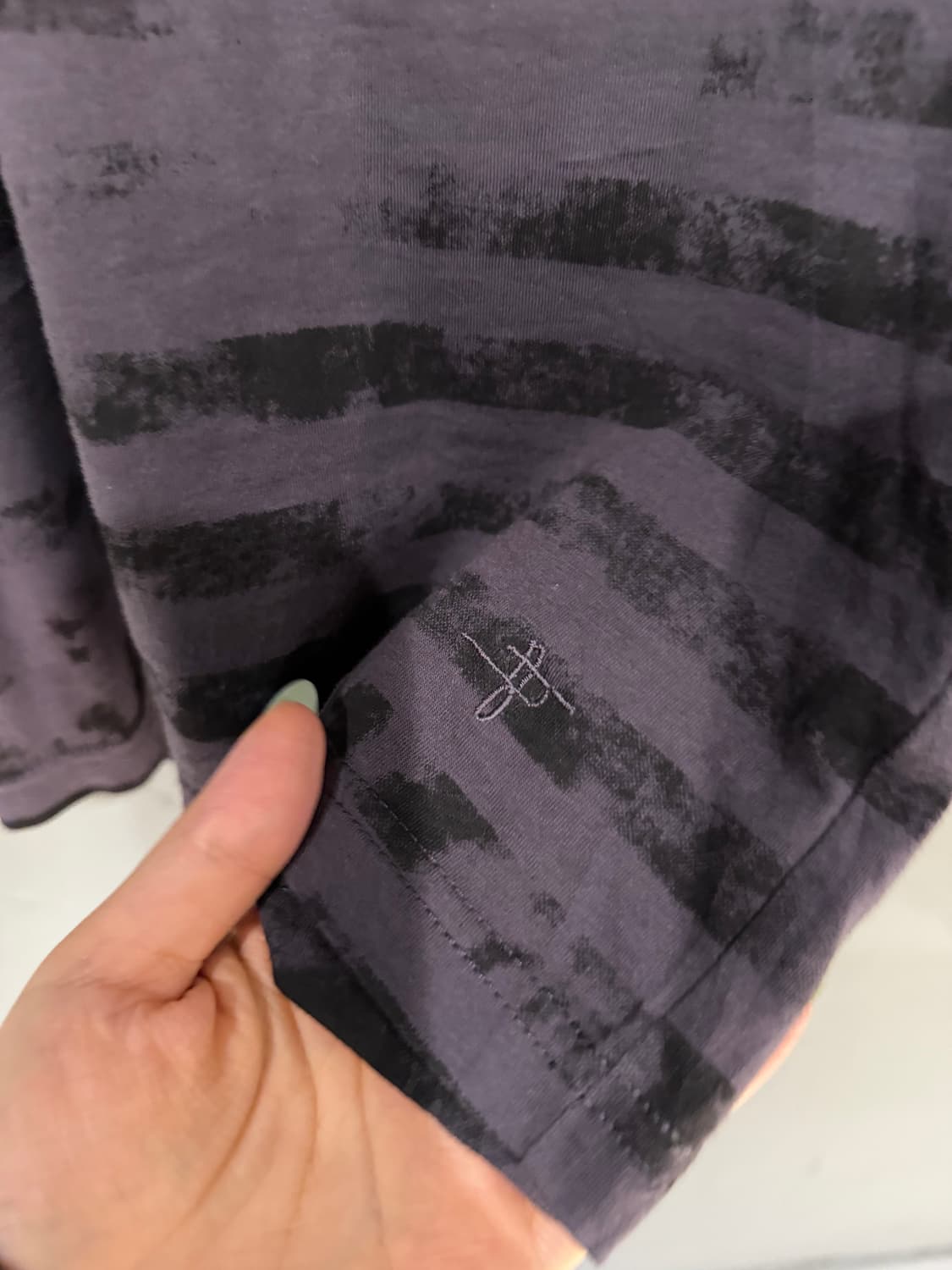 No id grunge printing top 상품이미지8