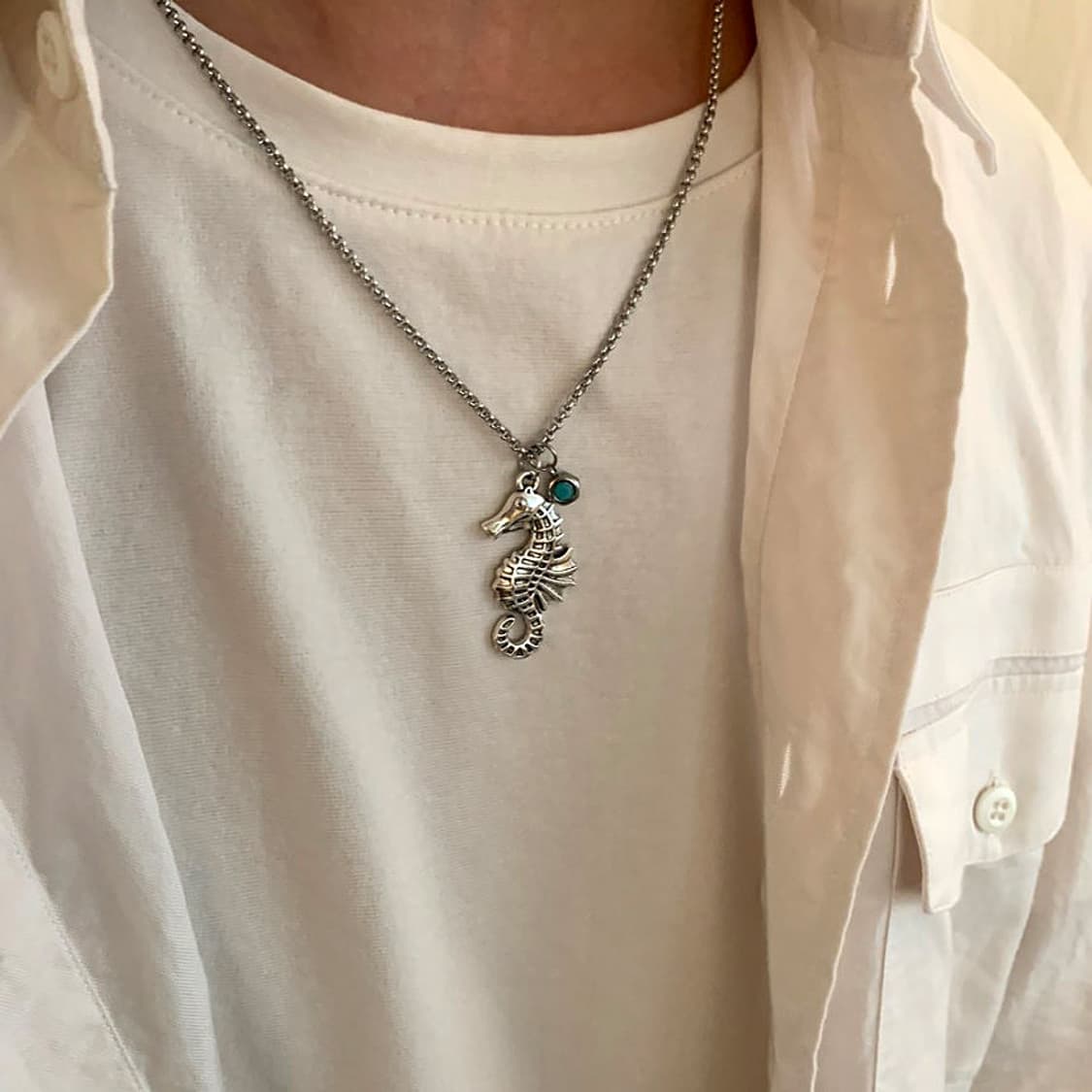 Turquoise Seahorse Pendant Necklace 상품이미지1