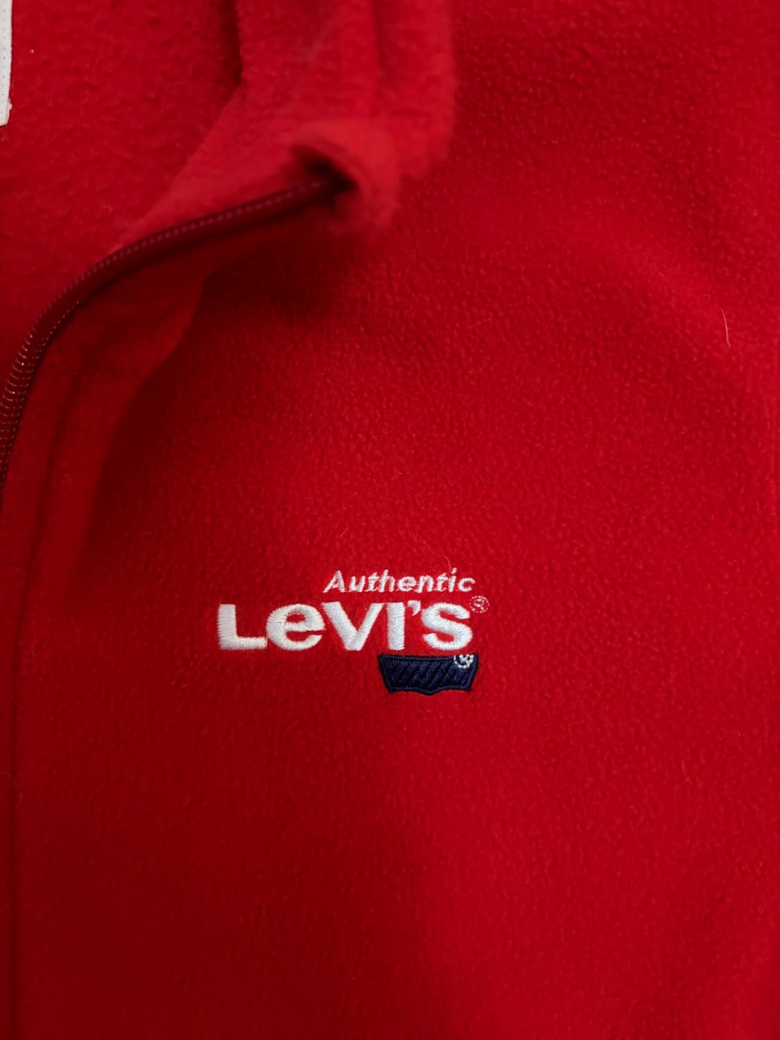 리바이스 어센틱 로고 레드 후리스 m 상품이미지3