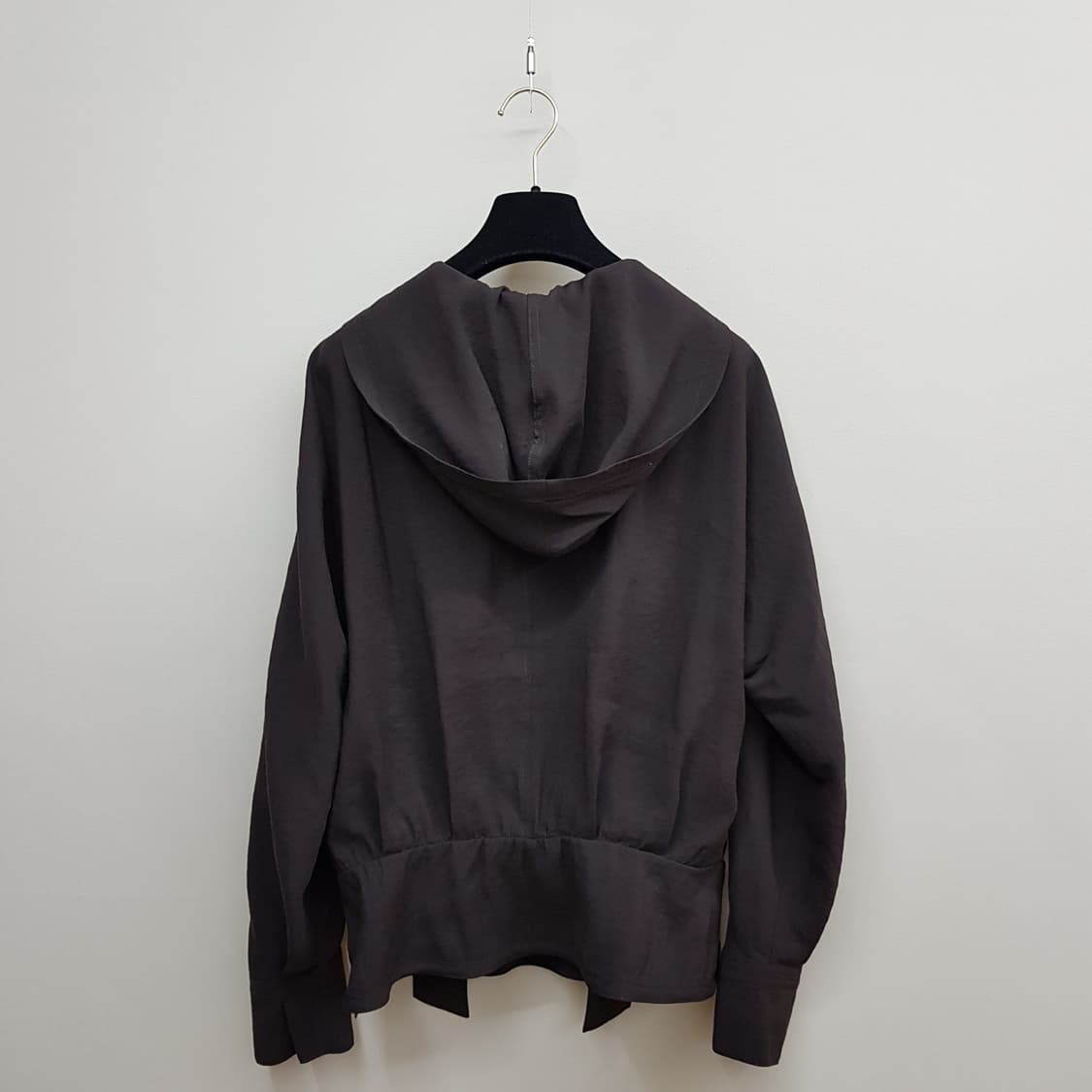 한섬 더캐시미어 2023 후드 블라우스 82-94-160사이즈 상품이미지4