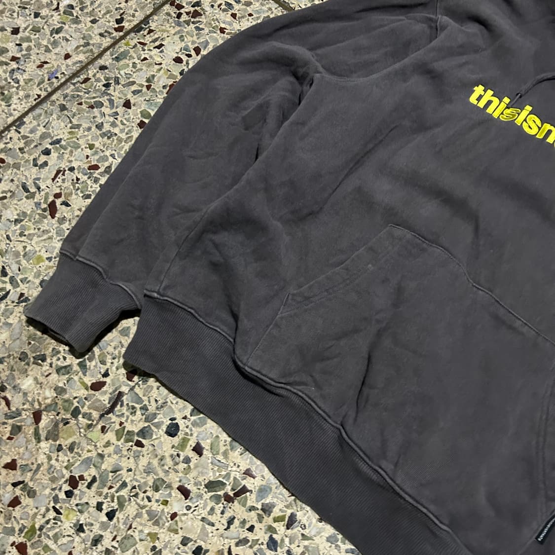 디스이즈네버뎃(Thisisneverthat) 로고 워싱 후드티 상품이미지3