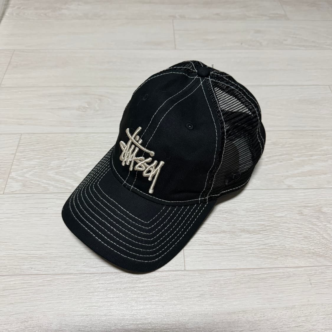 스투시 뉴에라 베이직 트러커 블랙 캡 모자 상품이미지4