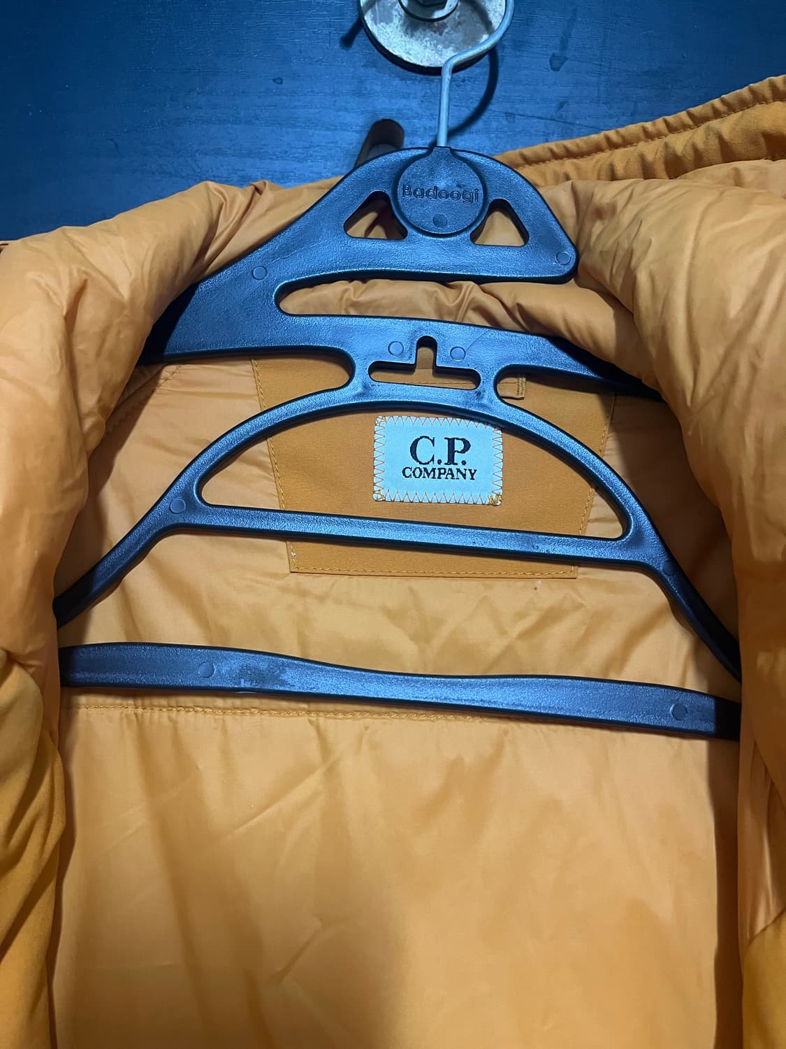 CP컴퍼니 경량패딩 바람막이 50사이즈(100) 상품이미지3