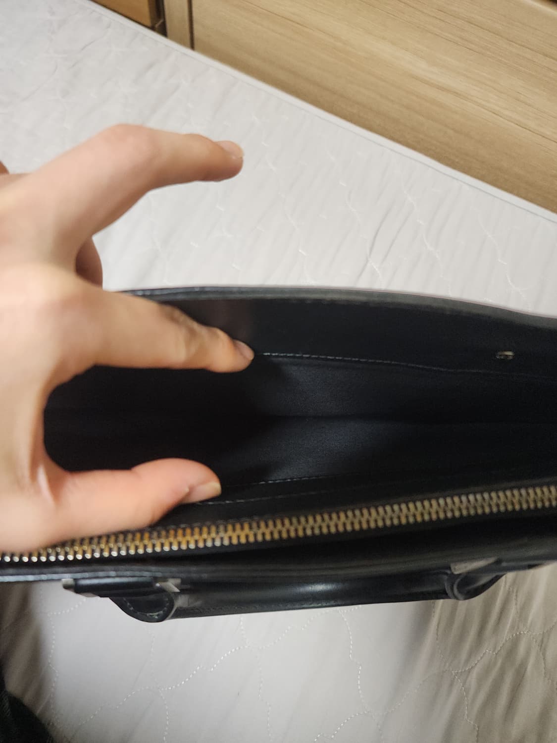 루이비통 타이가 로잔 서류가방 상품이미지7