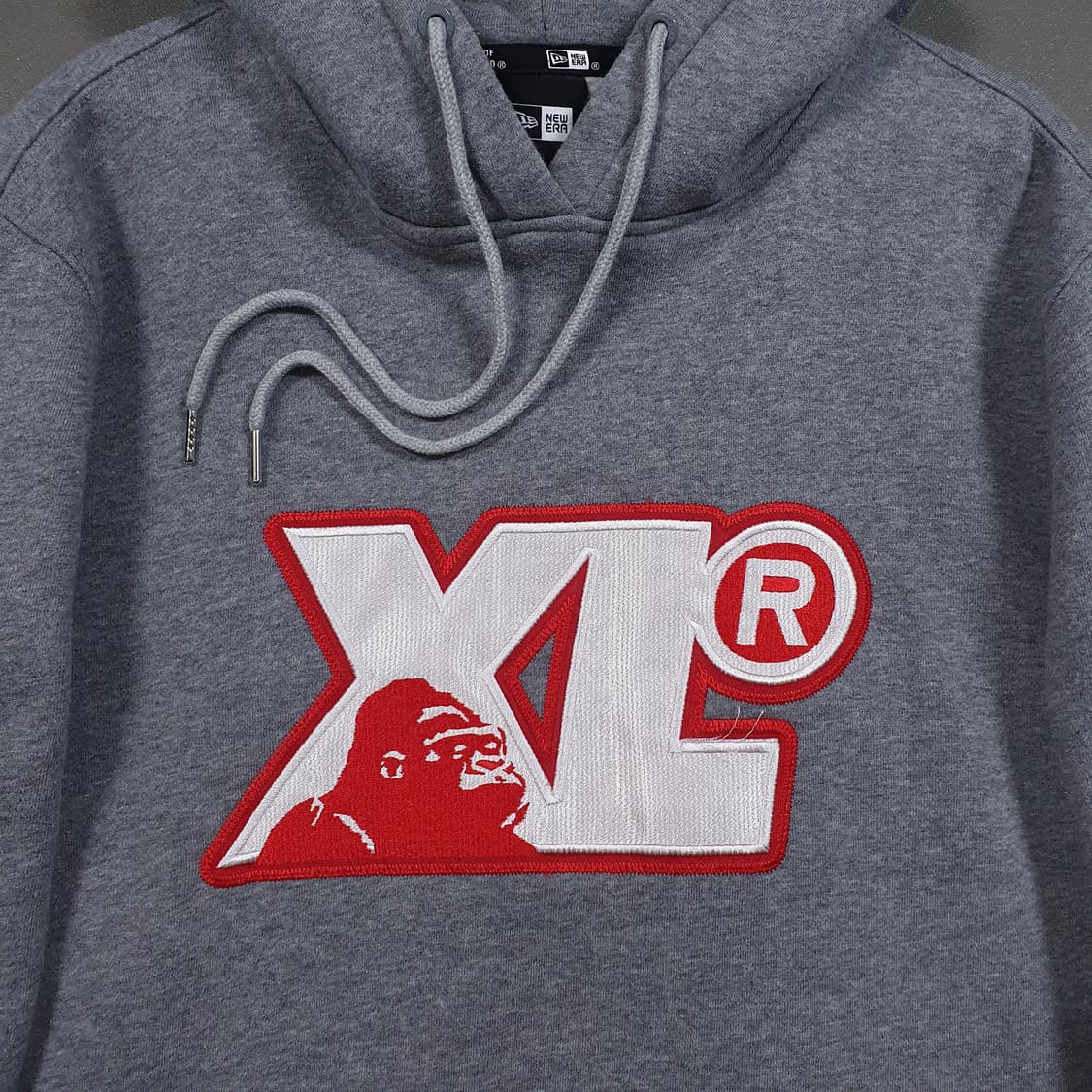 실측 L 100) 뉴에라 X 엑스라지 콜라보 한정판 후드티셔츠 헤더그레이 상품이미지2