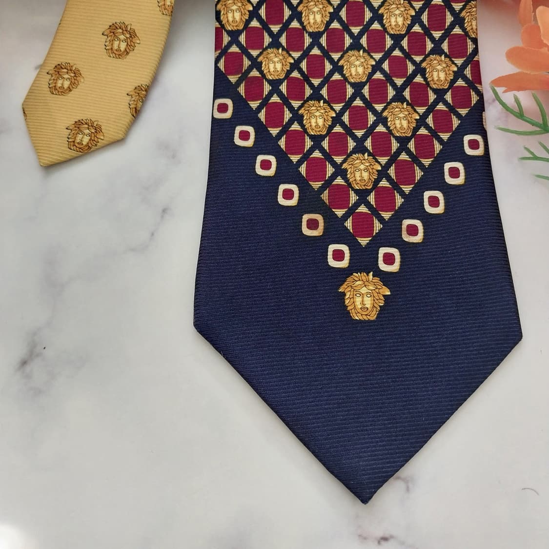 베르사체 실크 메두사 패턴 넥타이 9.9cm A~B등급 K1394
 상품이미지5