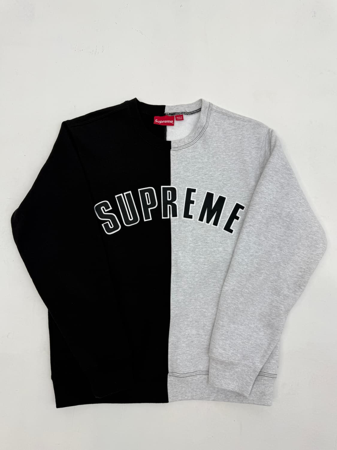 슈프림 스플릿 크루넷 블랙 - FW18 상품이미지1