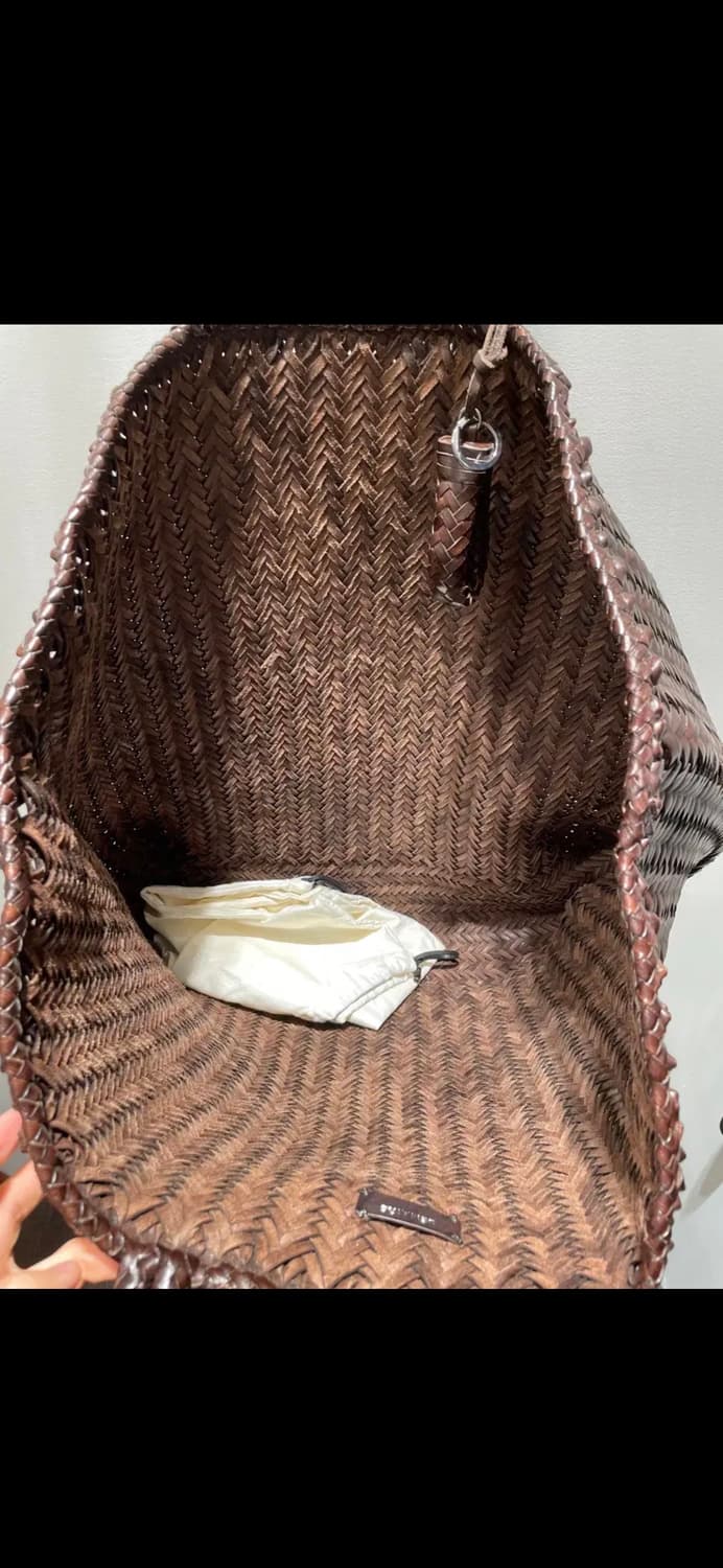 르메르 엑스트라라지 레더 도트백 상품이미지4