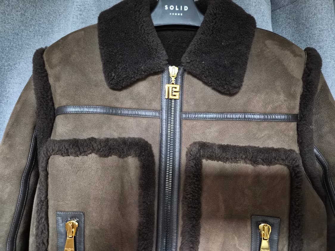 발망 23fw 시즌 최고가 무스탕팝니다 구찌 프라다 루이비통 상품이미지4