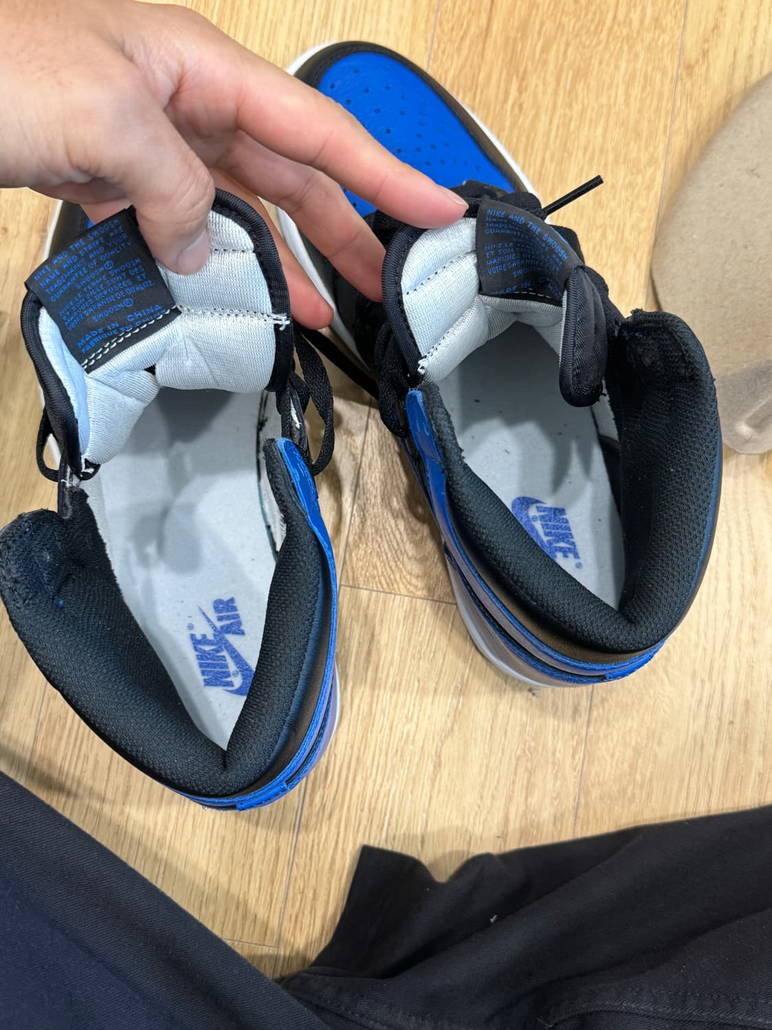 나이키 에어 조던 1 레트로 하이 OG 로얄 블루 상품이미지10