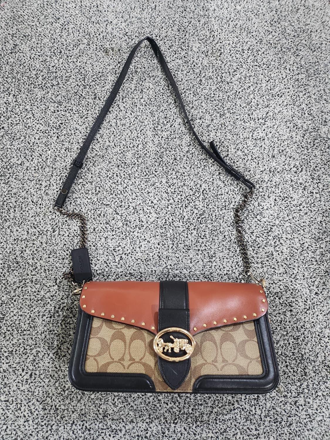 코치 조지 시그니처 캔버스 숄더백  상품이미지1