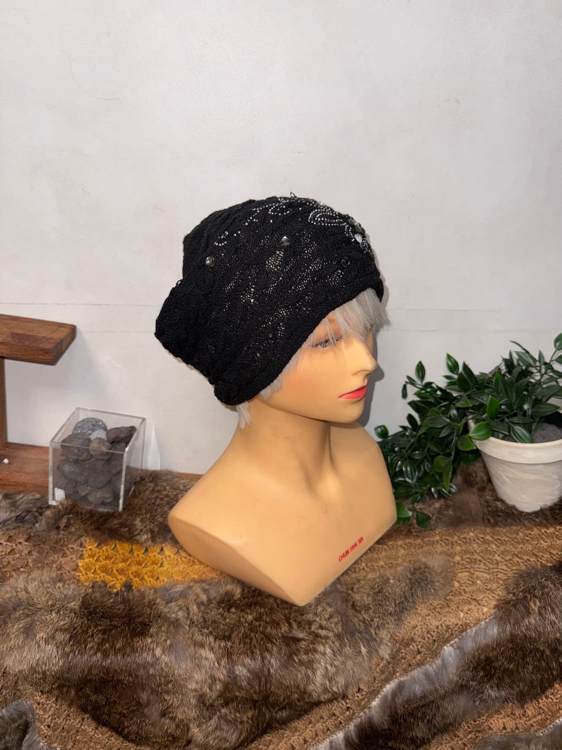 Black cubic flower twist loose knit 비니 상품이미지4