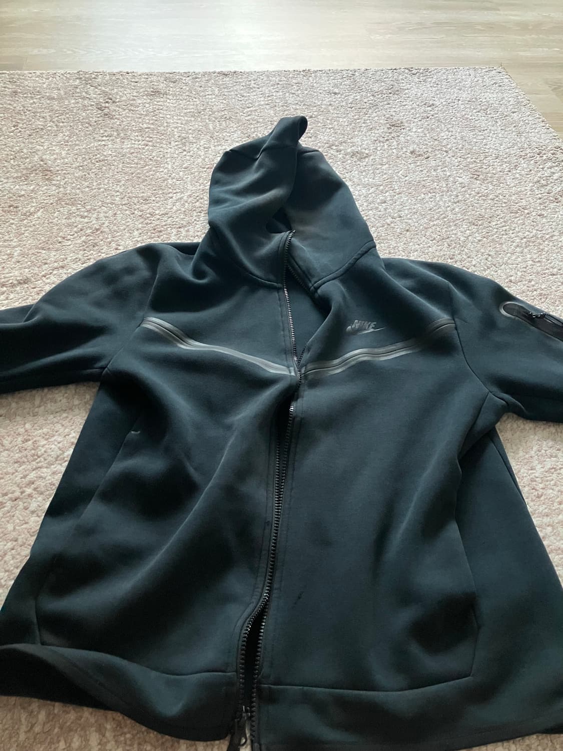 나이키 테크팩 L  상품이미지1