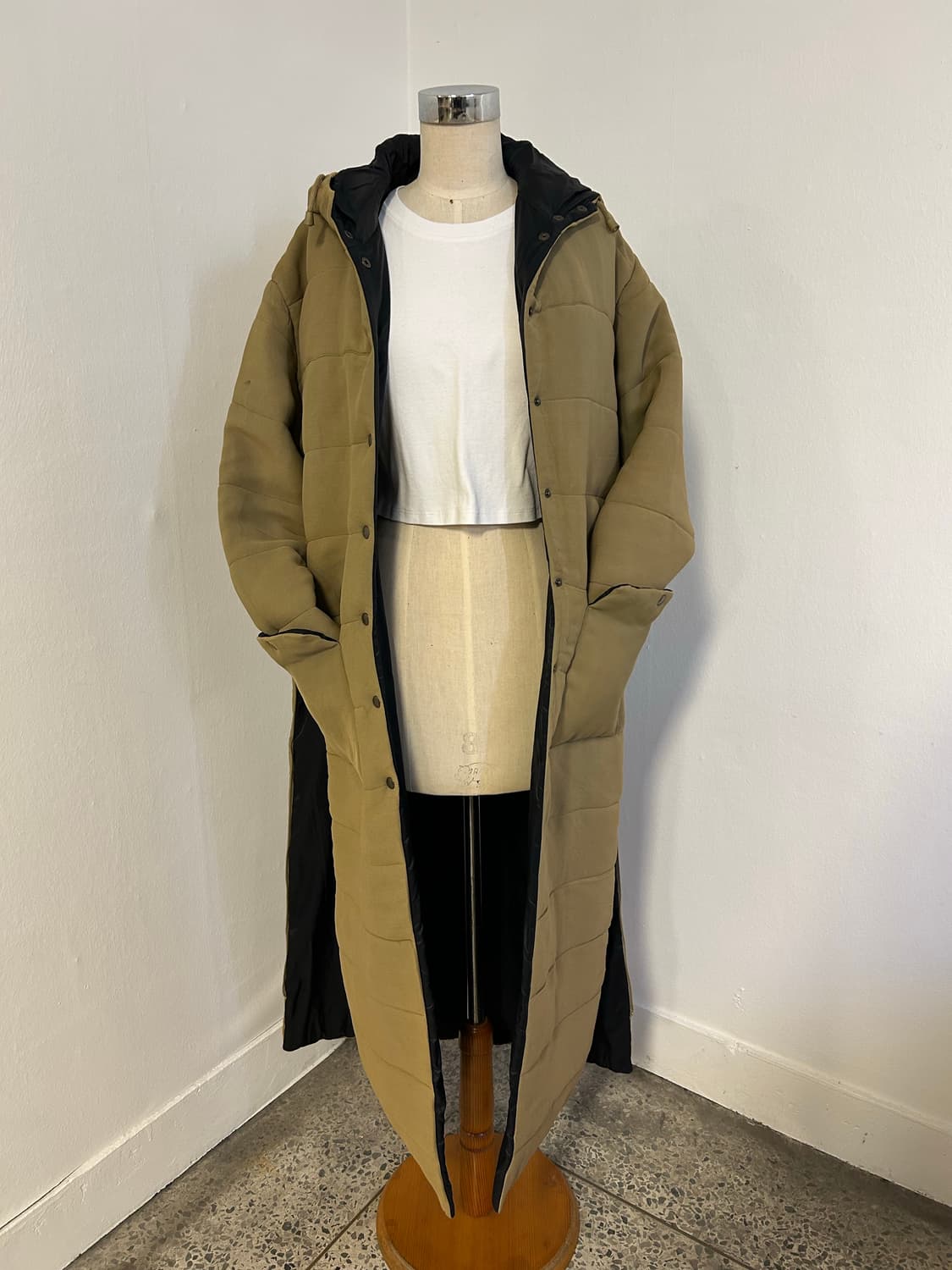 엠포리오 아르마니 이탈리아 메이드 롱 패딩 상품이미지1