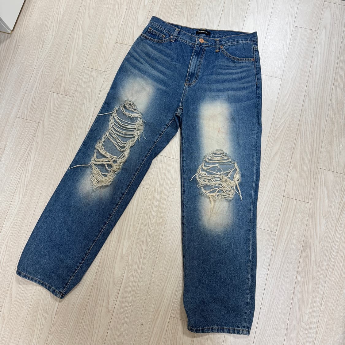 아덜핏 워싱 스크래치 연청 데님팬츠(L) 상품이미지1