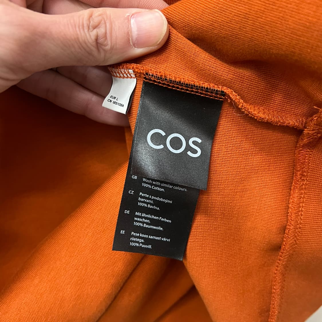 COS 코스 레귤러핏 오렌지 맨투맨 L 상품이미지4