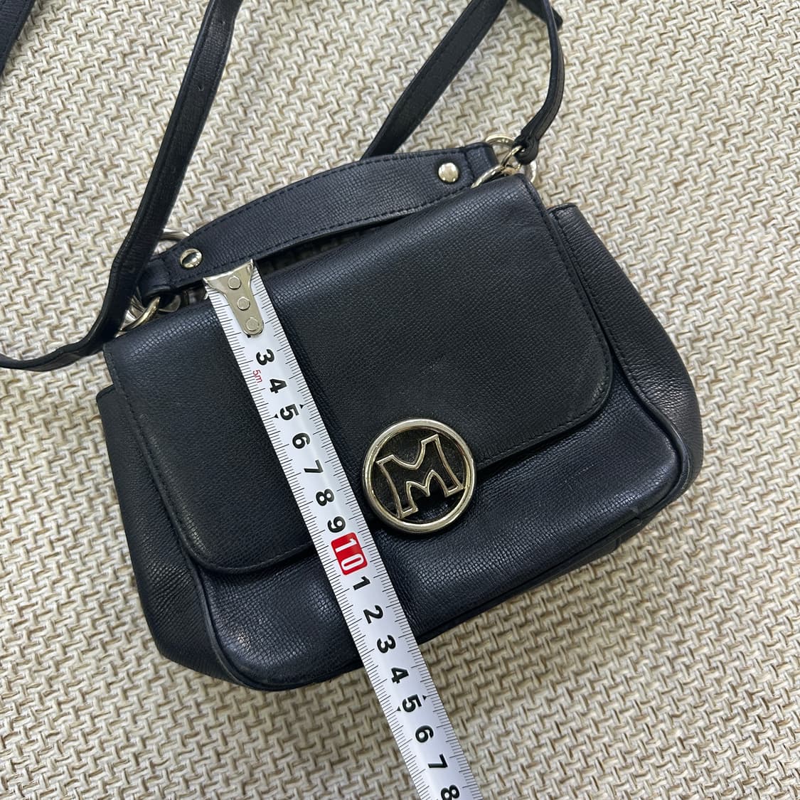 실측확인 마이클코어스 블랙 크로스백 0406D 상품이미지2