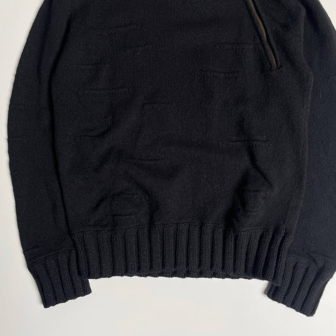 Versus 3D 스트라이프 넥 지퍼 울 100 니트 (italy)   상품이미지6