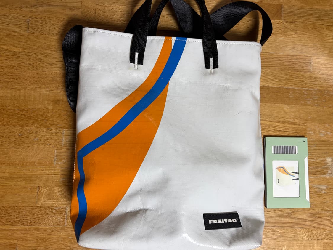 프리이탁 리랜드 판매합니다~! 상품이미지1