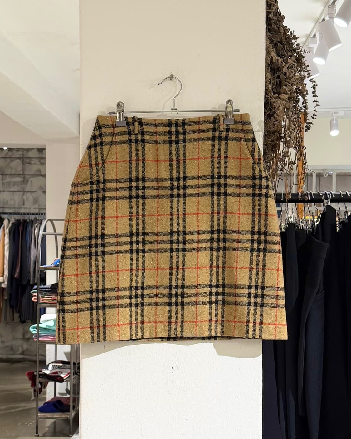 버버리 골프 베이지 노바체크 울 미니 스커트  상품이미지1