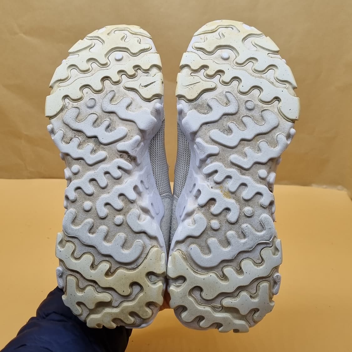 나이키 리액트 리비전 운동화225 상품이미지3