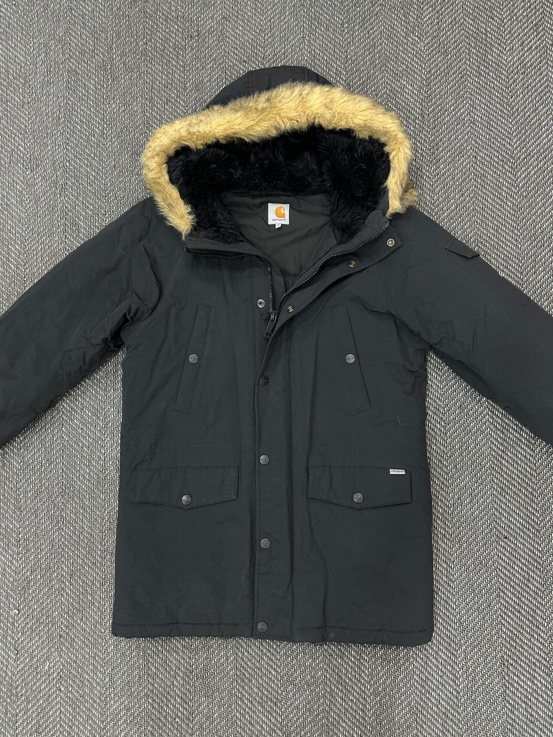 칼하트 앵커리지 퍼 파카 블랙 상품이미지2