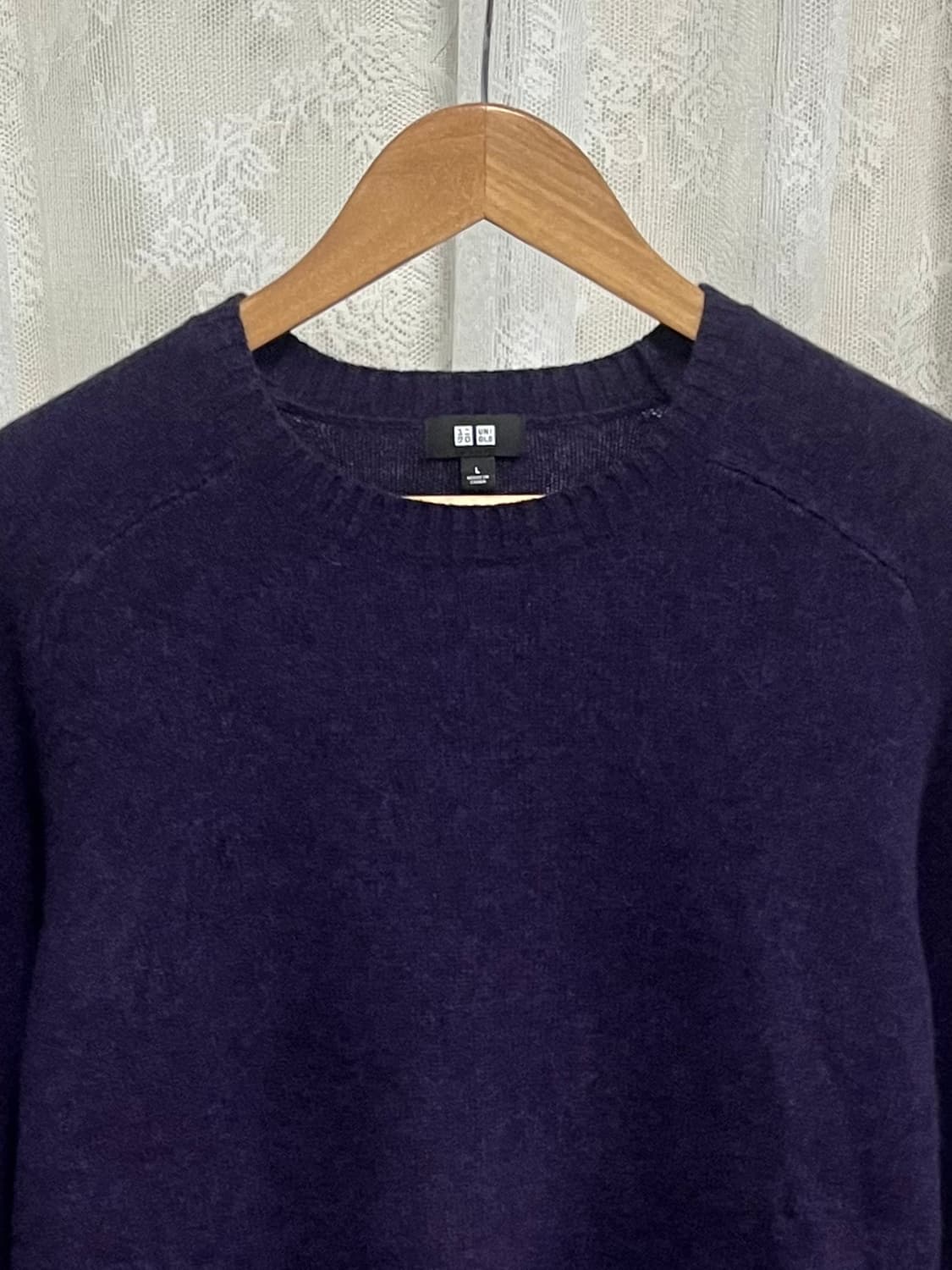 L) 유니클로 울 100 라운드넥 니트 퍼플 상품이미지3