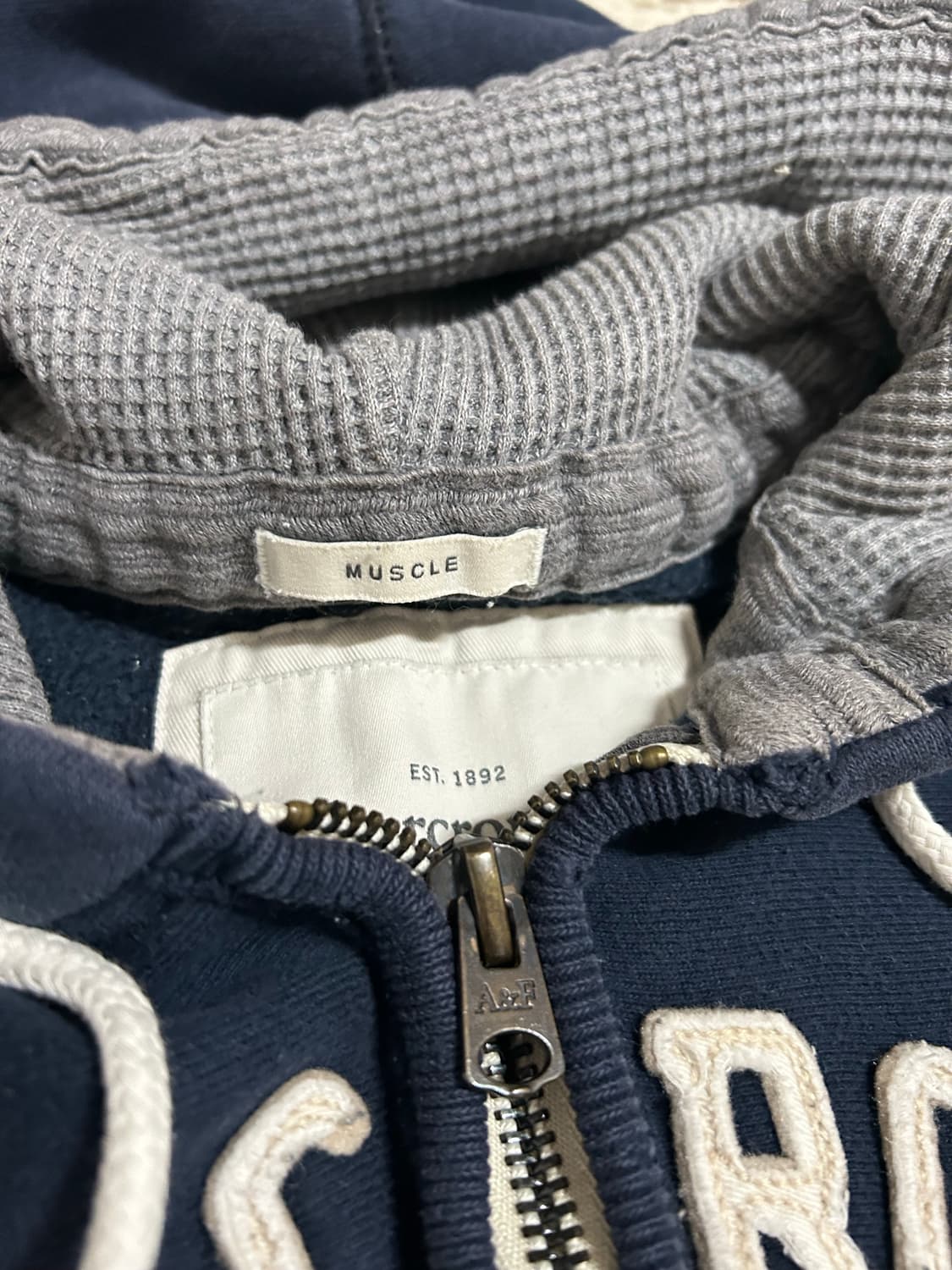 00’s 아베크롬비 머슬핏 네이비 스티치 y2k 후드집업 상품이미지2