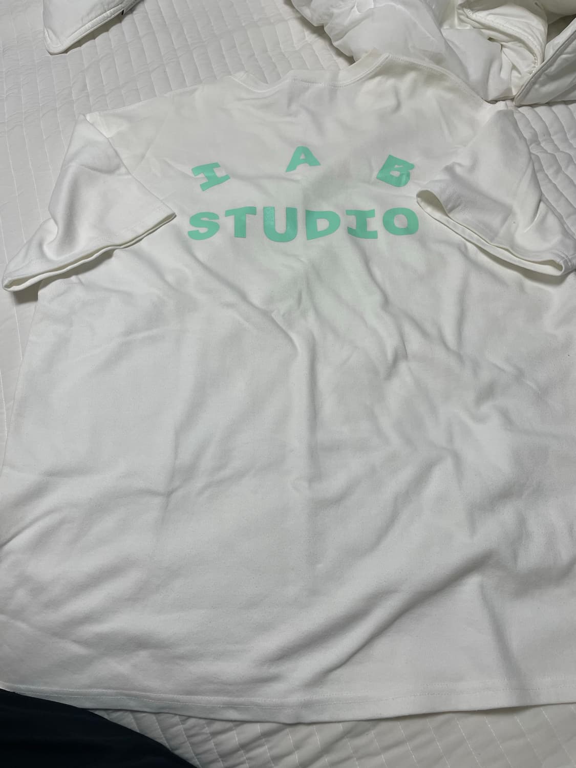 아이앱 스튜디오 x 카카오 프렌즈 티셔츠 화이트 XL 상품이미지2