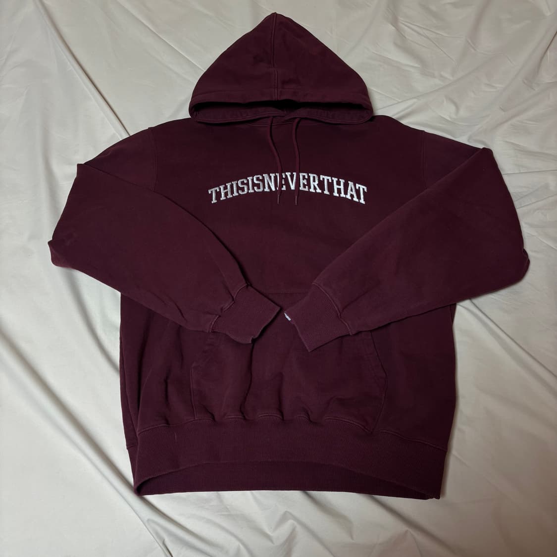 [XL] 디스이즈네버댓 버건디 로고 후드티 상품이미지3