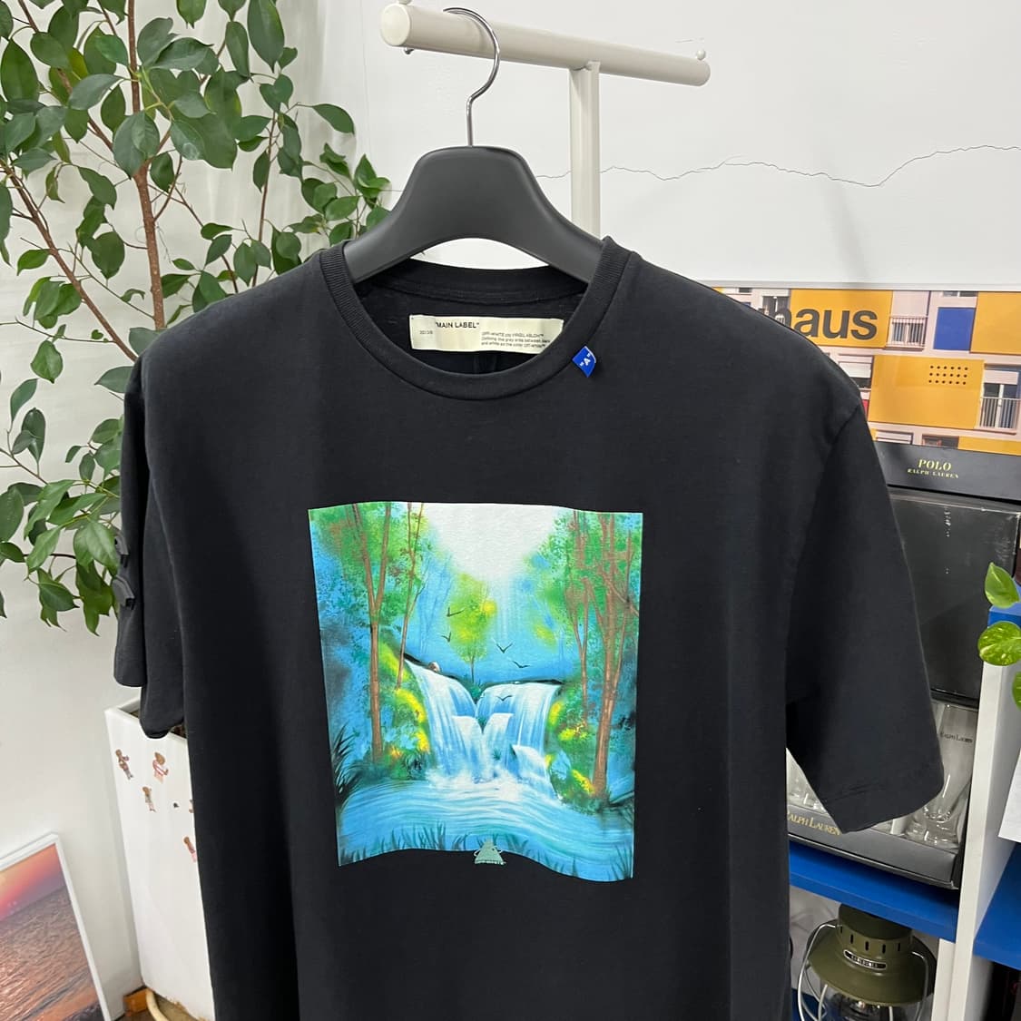 오프화이트 반팔 티셔츠 XS 상품이미지2