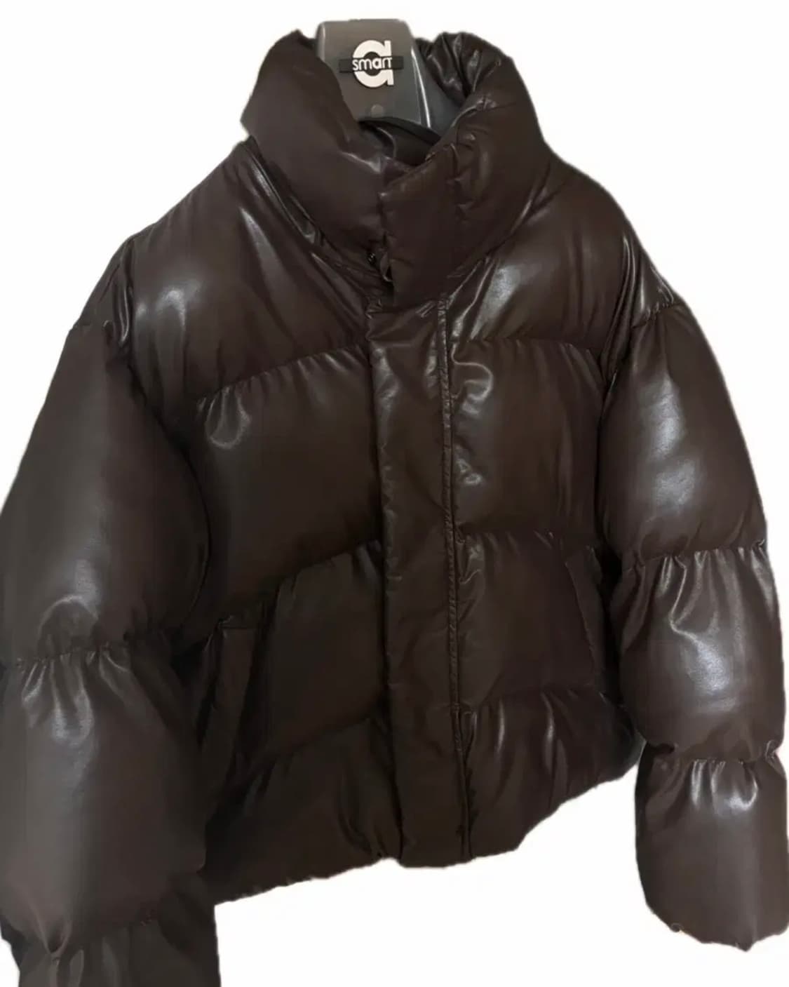 파르티멘토 비건 레더 3M 신슐레이트 페더리스 푸퍼 숏패딩 다크브라운 상품이미지3