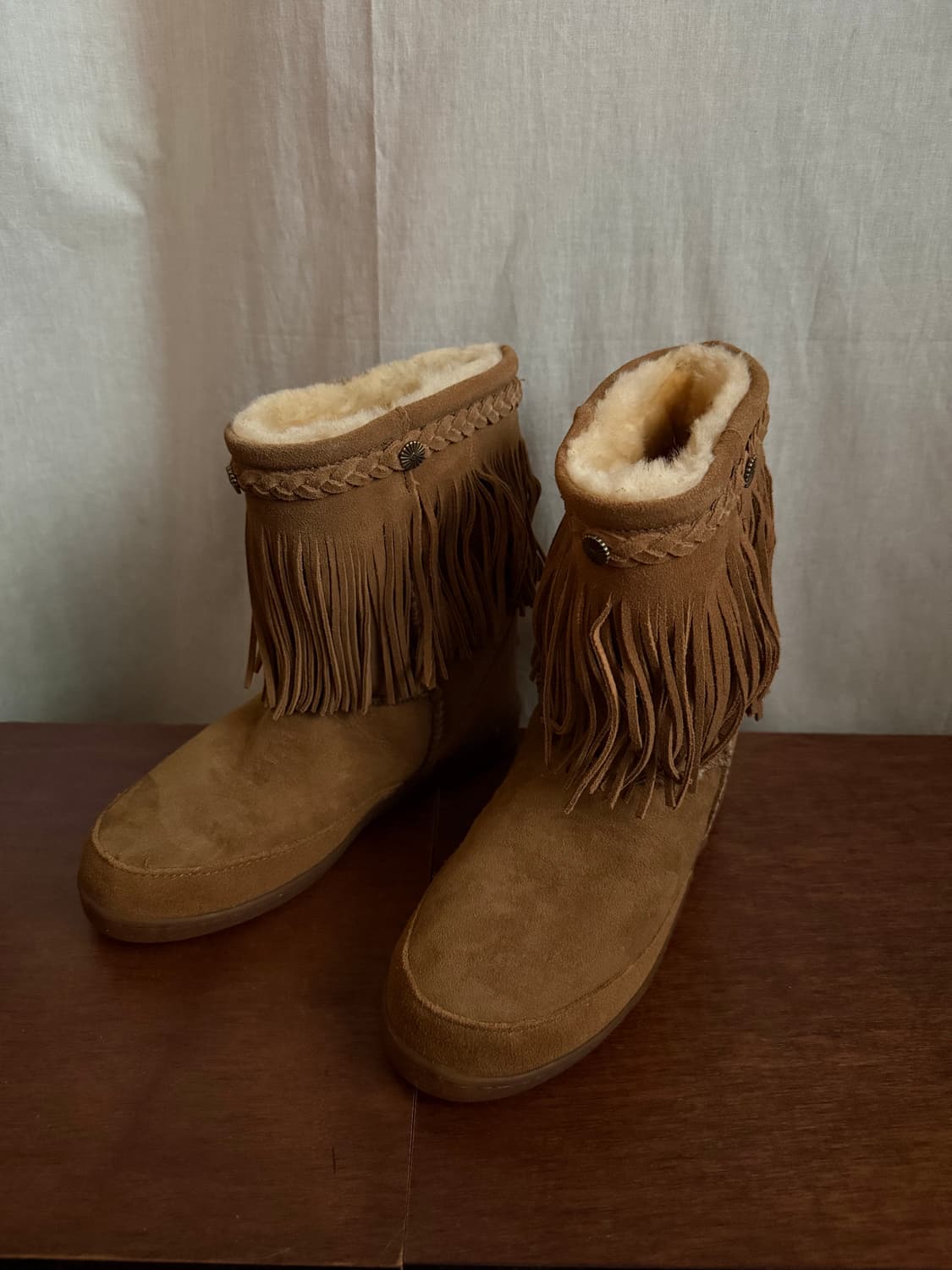 MINNETONKA fringe suede boots 상품이미지4